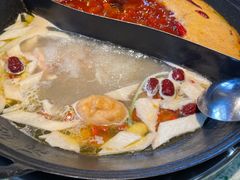 -鸿姐老火锅(疁城新天地店)