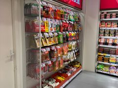 -赵一鸣零食(广东佛山狮山镇万民广场店)