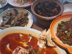 -渔歌子鱼头王(郑州总店)