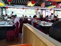 大堂-潮泰牛肉火锅 · 创于1992年(车公庙店)