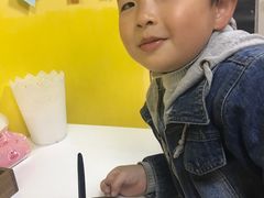 -志龙皇冠吃货椰子铺