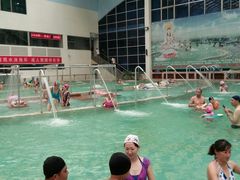 -龙脉温泉室内游泳馆