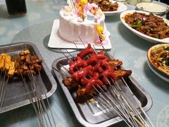 -六福烧烤酒馆(秦隆步行街店)