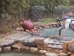 -龙佳生态温泉山庄