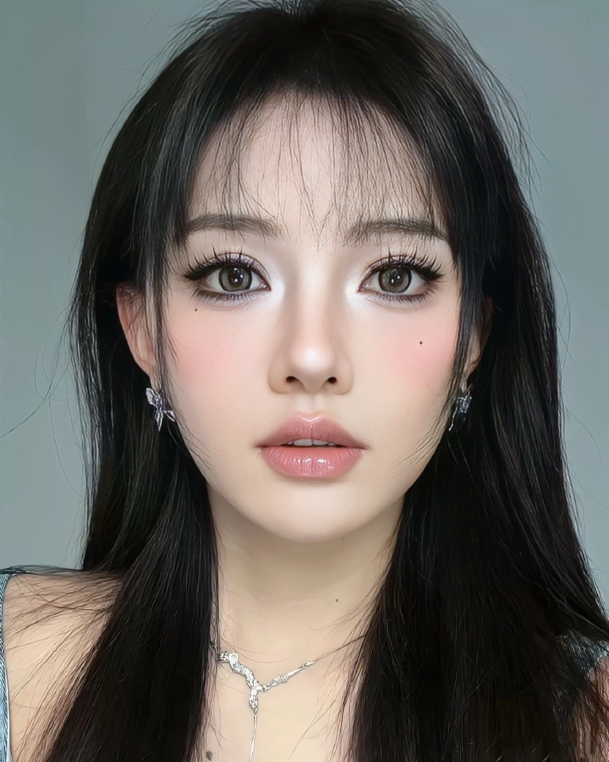 圆眼小烟熏真的是美爆了