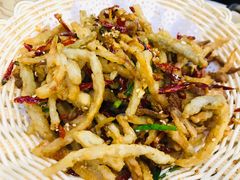 -江城燕子大排档(江汉路步行街店)