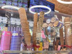 -Gelateria Dondoli
