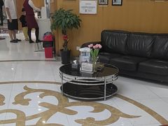 -雅悦齿科(顾村公园店)