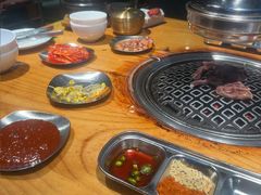 -唯成•韩国炭火烤肉 유성고기