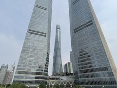 -陆家嘴空中步行连廊