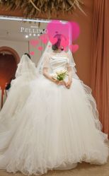 -派丽莫Pellimo原创设计婚纱品牌