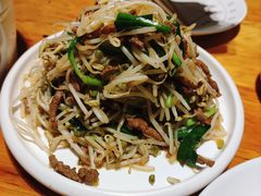 肉丝炒豆芽-姥姥家春饼店(惠新东街店)