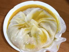 -莱莱小笼·乔艾