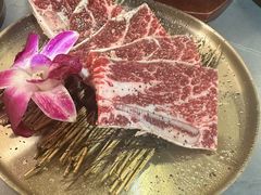 -围炉肉舍•炭烤活鳗•丹东海鲜烤肉(步行街店)
