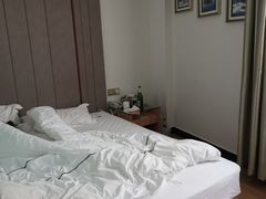 -鑫雅居公寓(广州南站地铁站店)