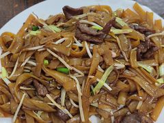 炒牛河-美食店(华贵路店)