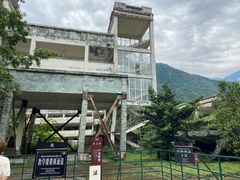 -四川汶川特大地震漩口中学遗址
