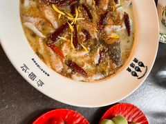 -渔语鱼新川菜Bistro(万象天地店)