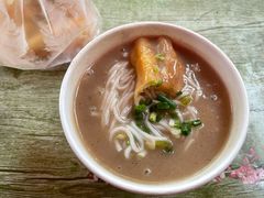 鲜鱼糊粉配油条-汪记鲜鱼糊汤粉(沈阳路总店)