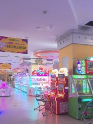 -乐多星球潮玩中心(沈阳嘉里城店)