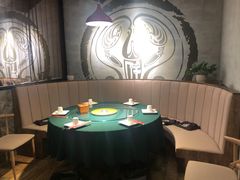 包厢-叶派龙虾•招牌香辣蟹·海鲜(中海国际店)