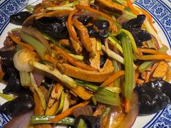 -山里俏·地标皖南菜·屯溪臭鳜鱼(北城万达店)