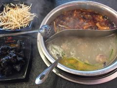 -重庆烧鸡公火锅(簋街店)