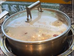 -一席地·本地鸡窝·杭帮鸡火锅(萧山银隆百货店)