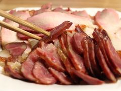 腊肉香肠拼盘-幸福树餐厅