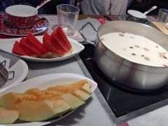 -尚尚仙·酸汤猪手·猪肚鸡火锅(华联万柳购物中心店)