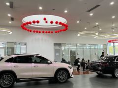 -杭州中升之星奔驰4S店(滨江店)