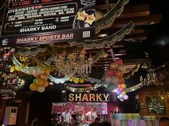 -鲨鱼美式餐厅酒吧Sharky
