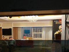 -荣誉国际酒店-云顶旋转餐厅