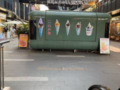 -江燕路万科里