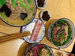 -镇南锅盖面馆(解放路店)