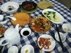 -钱大妈海鲜饭店(保利林语店)