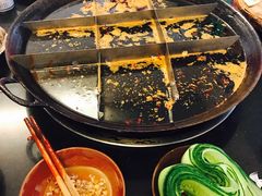 -岗上渣渣老火锅(两路口店)