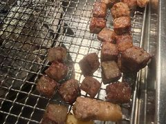 -肉甲韩国木炭烤肉(新壹街1店)