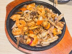 -小船渔村•大连菜•大连焖鱼(黄河路店)