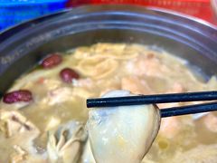 -花苑美食横琴生蚝火锅(拱北粤华路店)