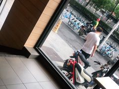 -麦当劳(洪山商场店)