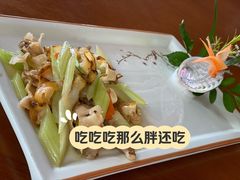 西芹炒螺片-天然居·漳港海鲜·海景餐厅(南澳总店)