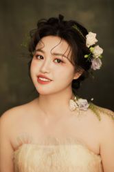-挪娅婚纱摄影皇家会所