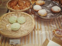 清爽奶油芝士面包-巴黎贝甜(熙悦汇店)