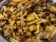 干锅牛蛙-馋嘴蛙火锅