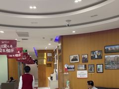 -雅悦齿科(顾村公园店)