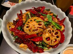 -大头虾越式风味餐厅(光明广场店)