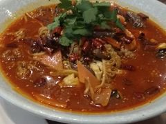 -老铺人家酒店(紫荆名流店)