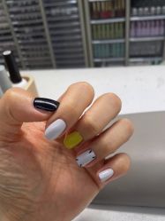 -济南花里美甲美睫