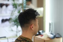 -发饰美男士增发补发假发定制店